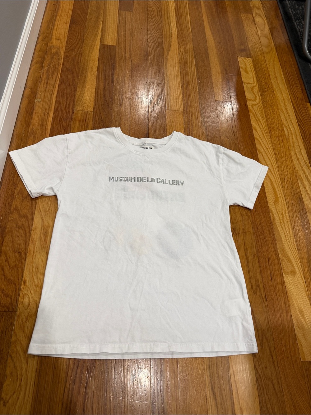 Musium div. Tee